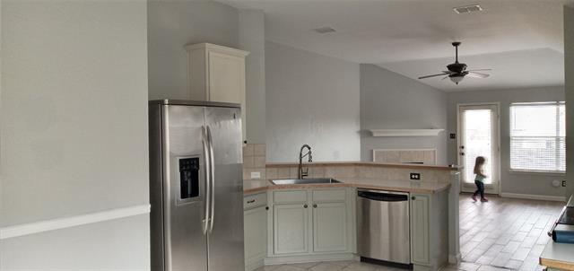 Foto del edificio - 14048 Wrangler Way