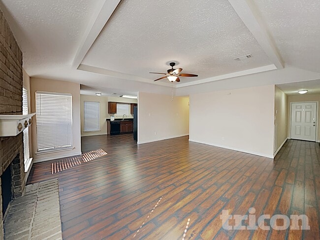 Foto del edificio - 24107 Lone Elm Dr