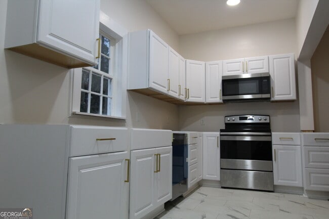 Building Photo - 402 Jefferson St