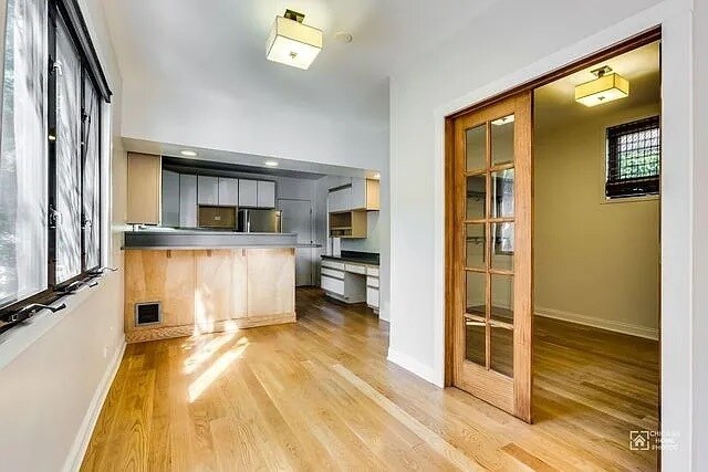 Foto del edificio - 2128 N Hoyne Ave