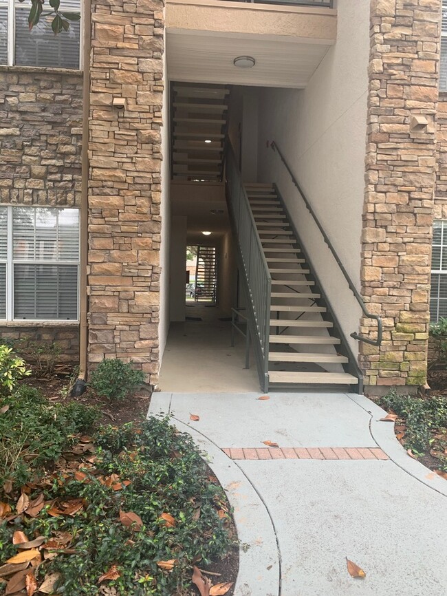 Building Photo - Monte Carlo Luxury Two Bedroom Two Bath