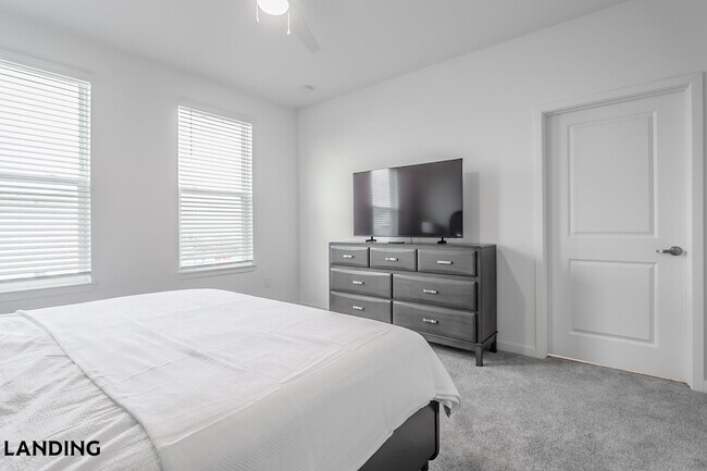 Foto del edificio - 515 Corso Ln