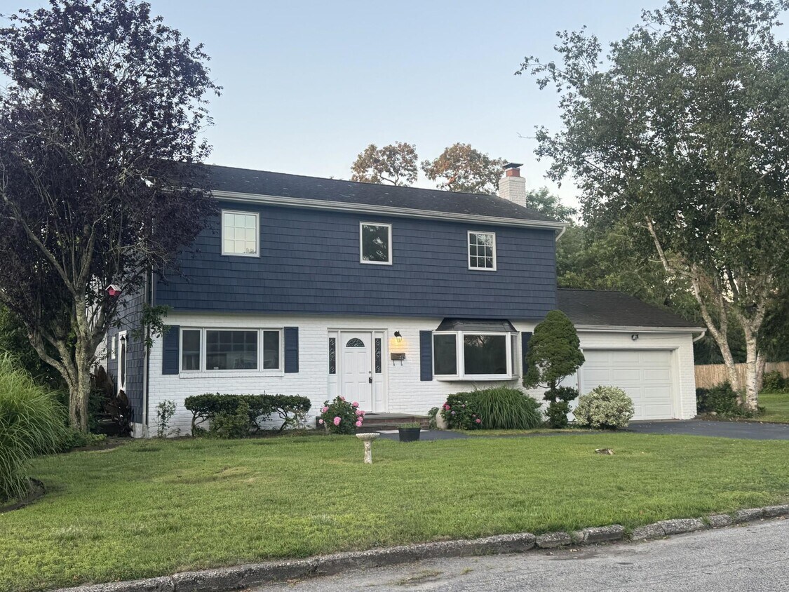 Foto principal - 46 Bieselin Rd
