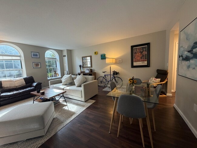 Building Photo - 100 Boatswains Way Building Photo - 100 Boatswains Way