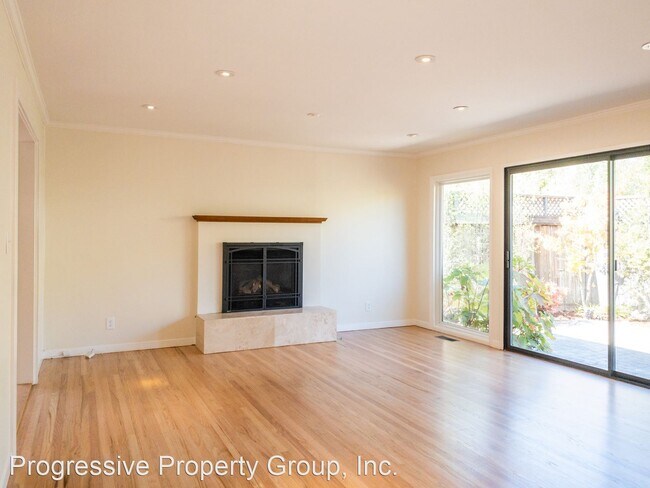Foto del edificio - 6 br, 3.5 bath House - 16 Estrada Lane