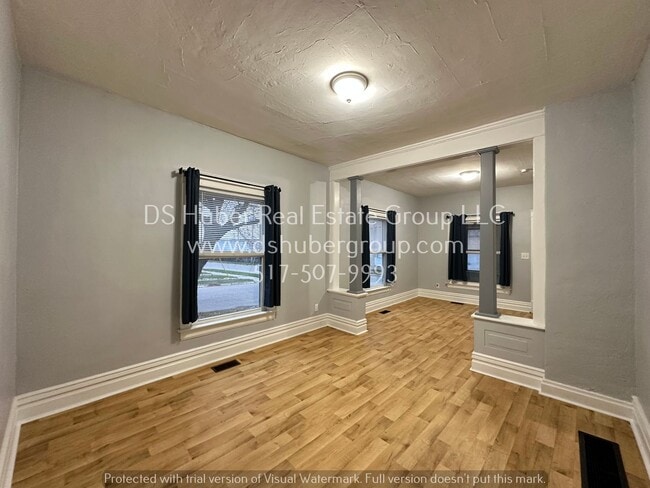 Photo - 515 S Hosmer St Apartment