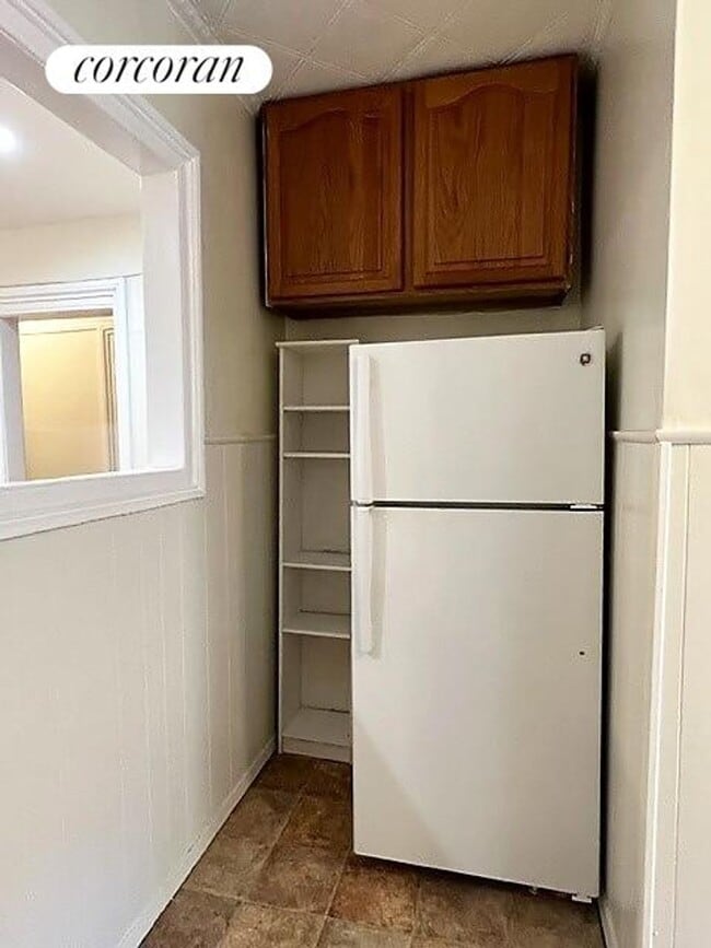 Building Photo - 478 7th Ave