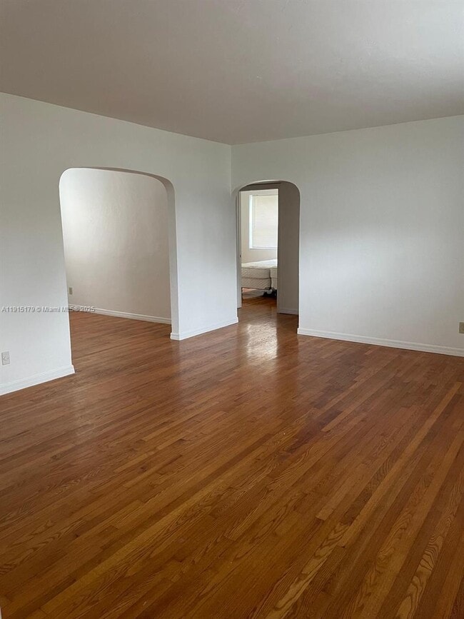 Foto del edificio - 520 SW 10th St