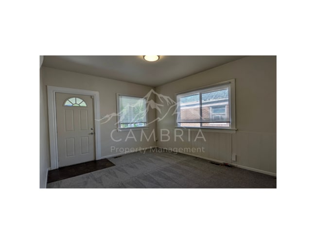 Building Photo - Vintage Unit in Salt Lake