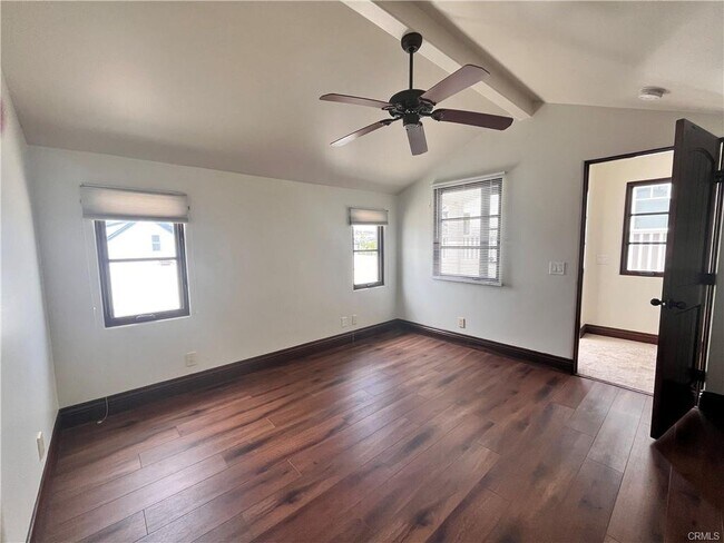 Foto del edificio - 619 1/2 Poppy Avenue, Newport Beach, CA 92...