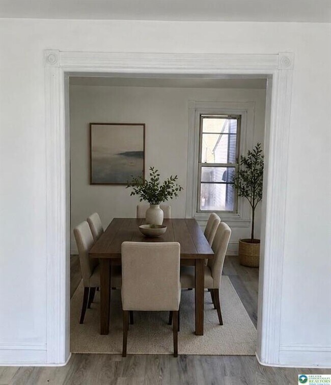 Foto del edificio - 389 W Turner St