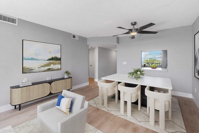 Foto del edificio - 2 br, 2 bath House - 896 N Federal Hwy Apt...