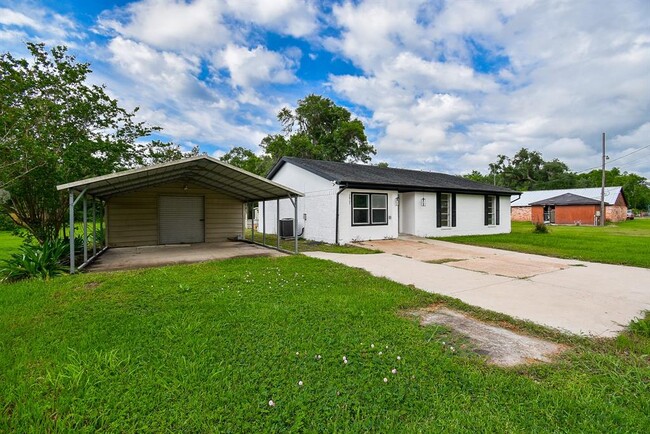 Foto del edificio - 2847 County Rd 510A