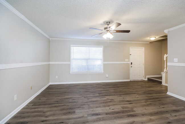 Foto del edificio - 11134 Gold Pan Rd