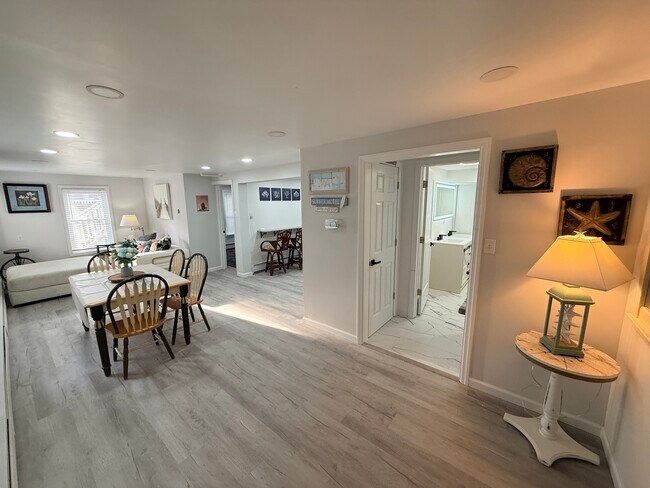 Foto del edificio - 8 N Nashville Ave