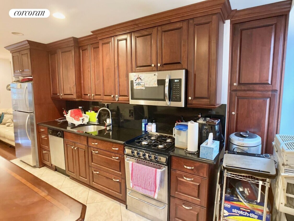 Foto principal - 592 6th Ave
