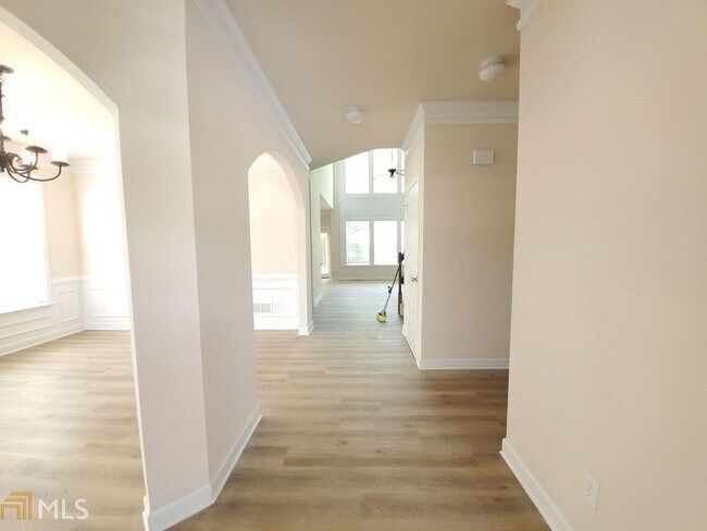 Building Photo - 1359 Belmont Hills Dr