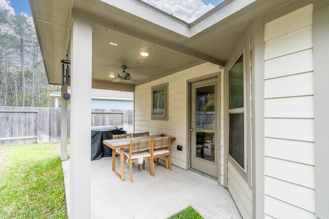 Foto del edificio - 17568 Rosewood Manor Ln