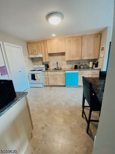 Foto del edificio - 20 Donna Dr