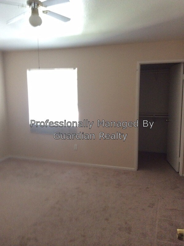 Building Photo - 7885 W Flamingo Rd