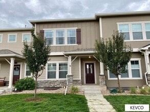 Building Photo - 2473 Crown View Dr