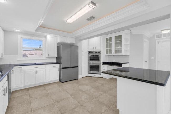 Photo - 1180 SW 17th St House