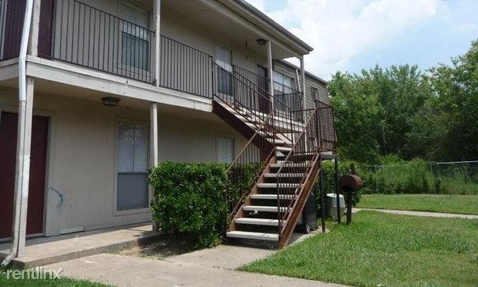 Building Photo - 1 br, 1 bath  - 2401 S Johnson St # 1838