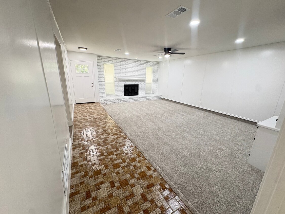 Photo - 3802 Roan Cir (Garland, TX)