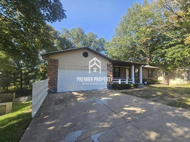 Building Photo - 1333 Apollo Dr