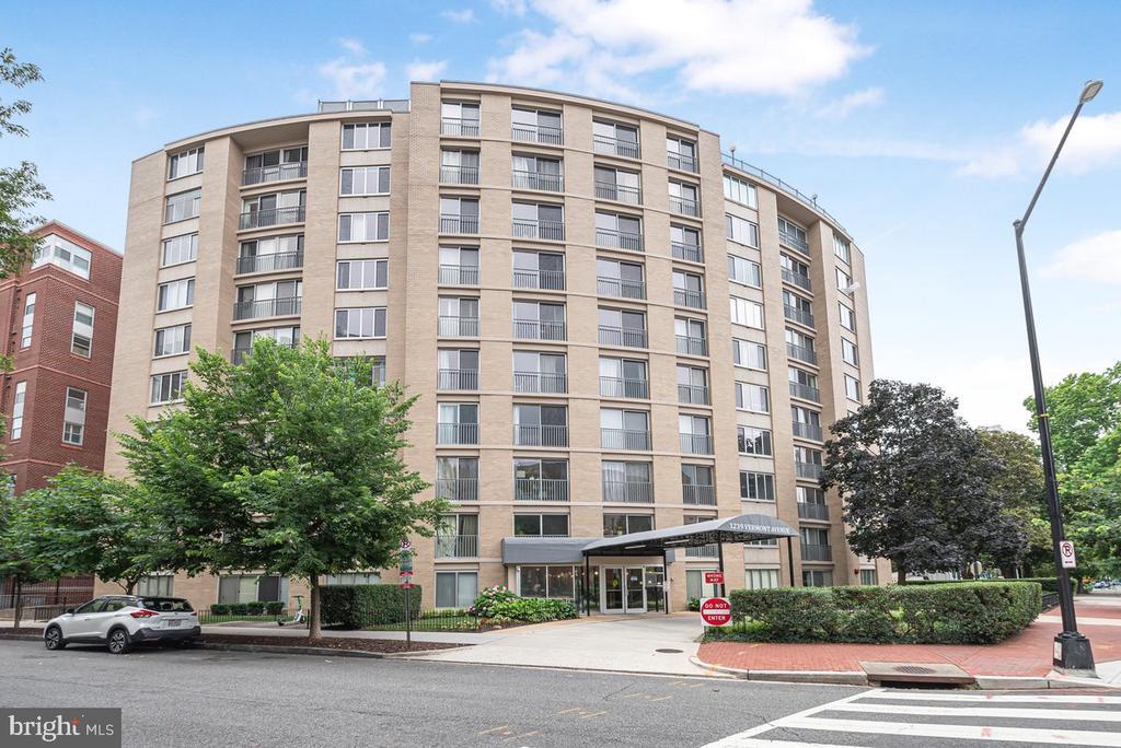 Foto principal - 1239 Vermont Ave NW