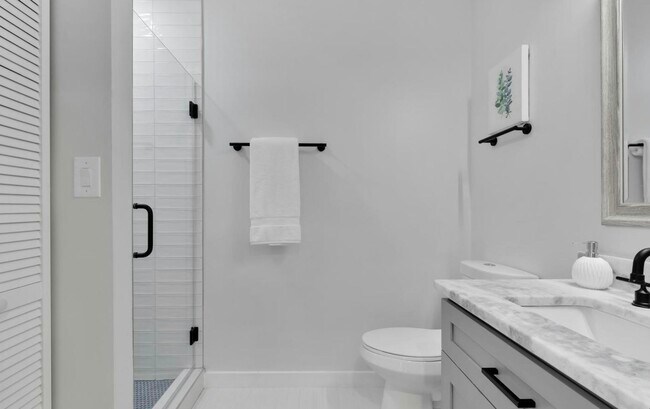 Foto del edificio - 210 Varnum St NW