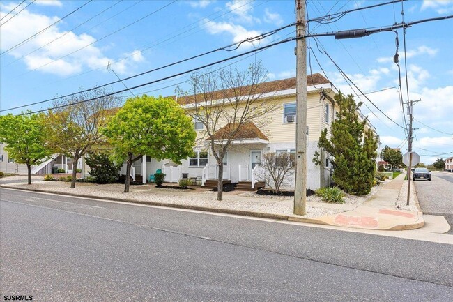 Building Photo - 4224 W Brigantine Ave