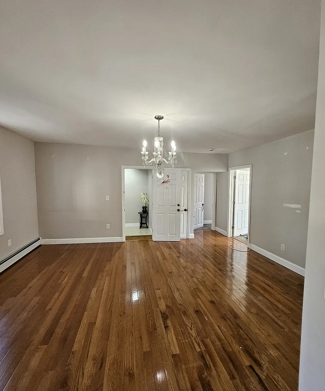 Foto del edificio - 6 Pilgrim Rd