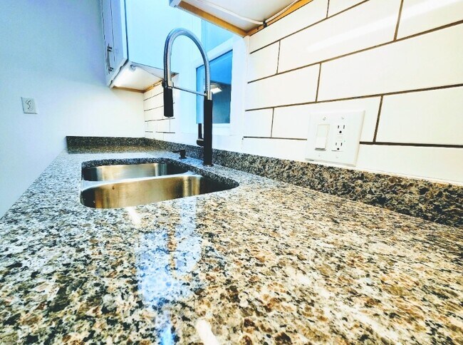 Foto del edificio - 754 Chenango St