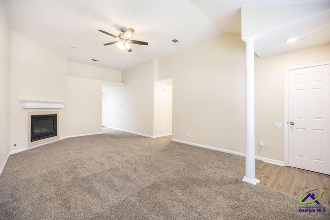 Building Photo - 83 Hamilton Woods Dr