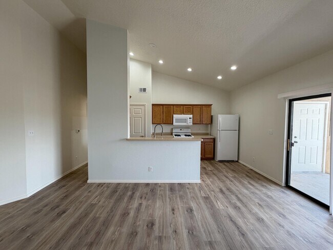 Foto del edificio - 1105 Meadowlark Way SE