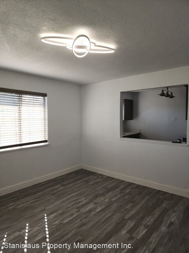 Foto del edificio - 3 br, 1 bath House - 424 E. Coolidge Ave