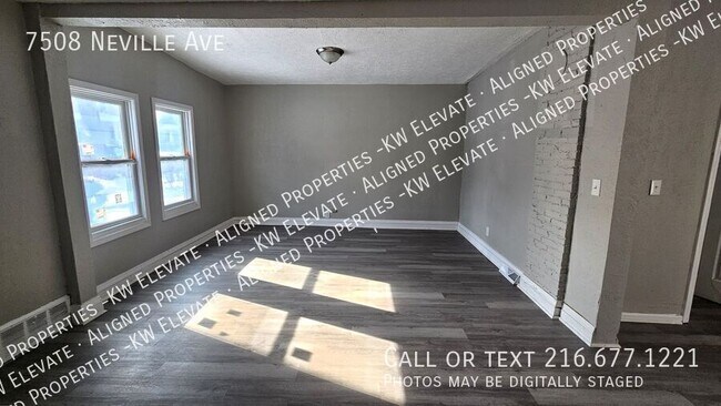 Foto del edificio - 7508 Neville Ave