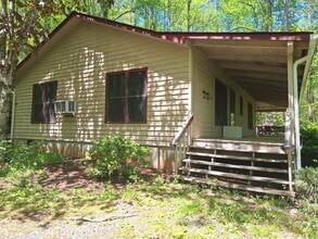 Building Photo - 62 Red Hawk Bluff