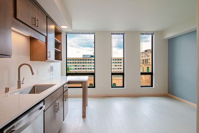Interior Photo - NoVo