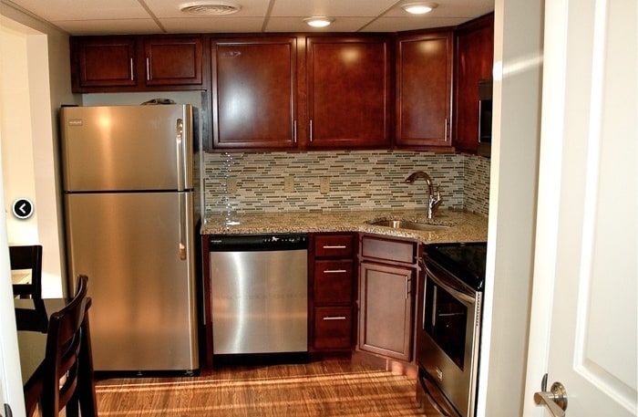 Interior Photo - Charmor Apartments