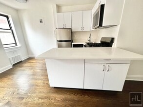 Building Photo - BEEKMAN PLACE