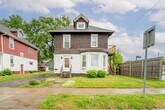 Primary Photo - 2 Bigelow St