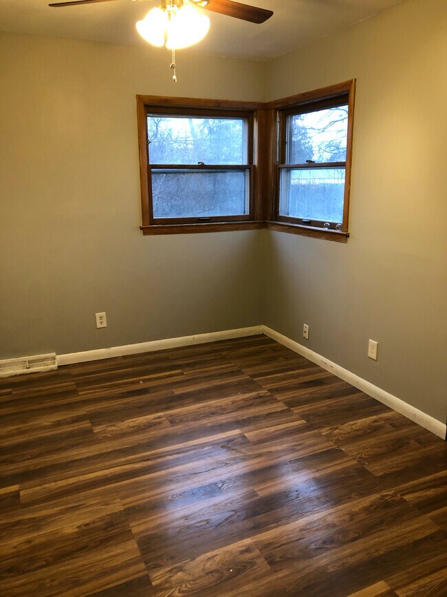 Foto del edificio - 5668 N 87th St