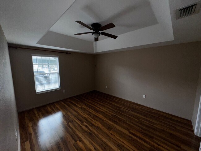 Building Photo - MARION REFLECTIONS