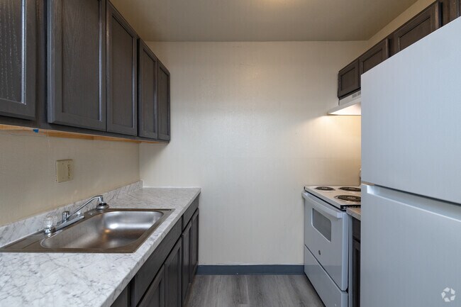 2 habitaciones, 1 baño - 825 pies cuadrados - Cocina - Park Pointe Apartments