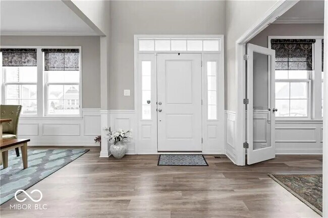 Foto del edificio - 680 Ridge Gate Dr