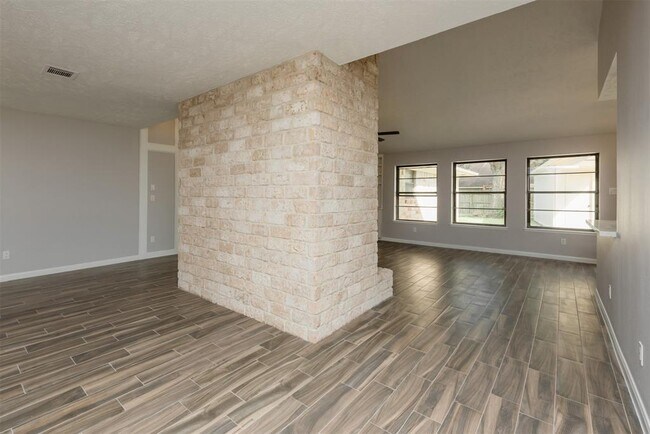 Foto del edificio - 21418 Park Brook Dr