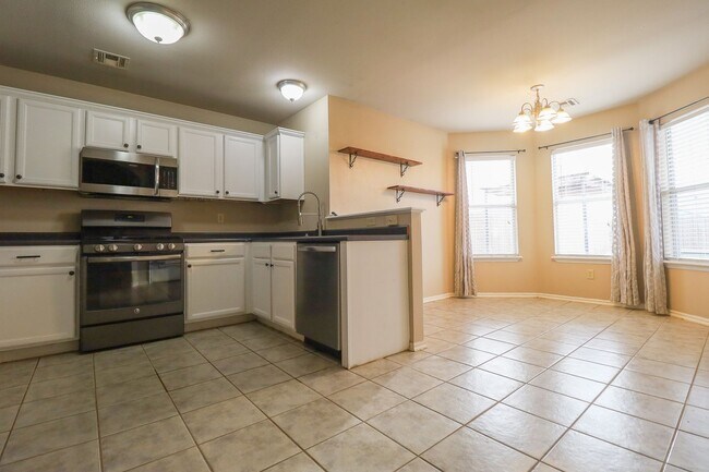 Foto del edificio - 3 Bed 2 Bath