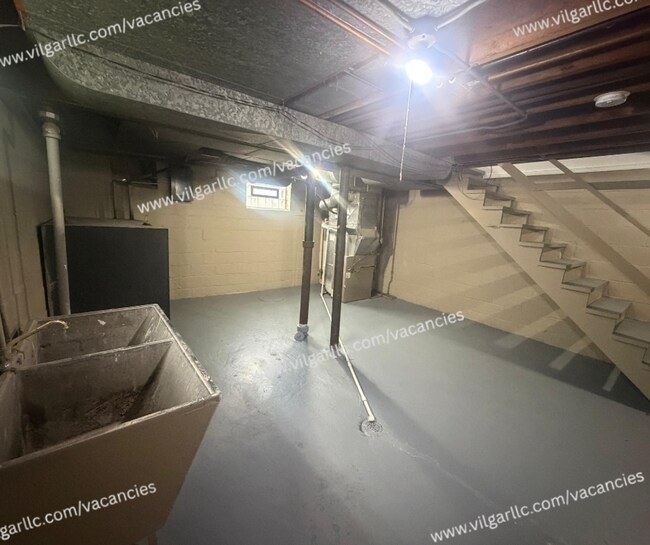 Building Photo - 8137-8137 Hohman Ave